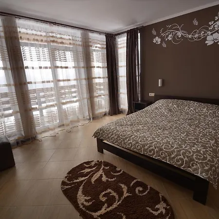 아파트호텔 Ozone Minihotel 3*