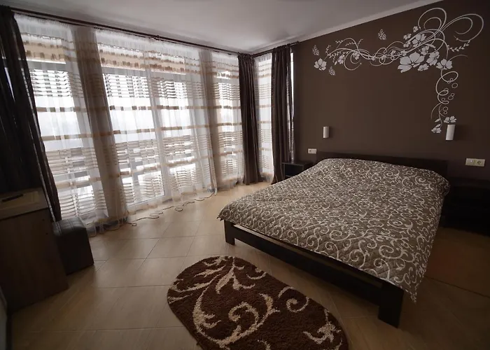 Апарт-отель Ozone Minihotel 3*